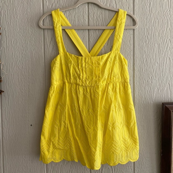 Diane Von Furstenberg Tops - Diane von Furstenberg Yellow Eyelet Crisscross Back Scallop Hem Babydoll Tank 10